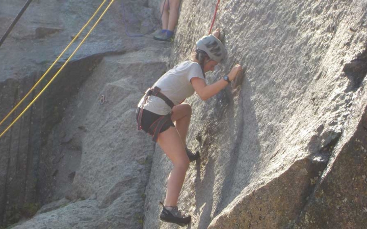 rock climbing course for girls in maine